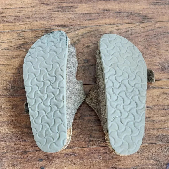 Birkenstock 230 Womens Happy Lamb Sandals Size 36 Wool Felt Hippie - Picture 8 of 10